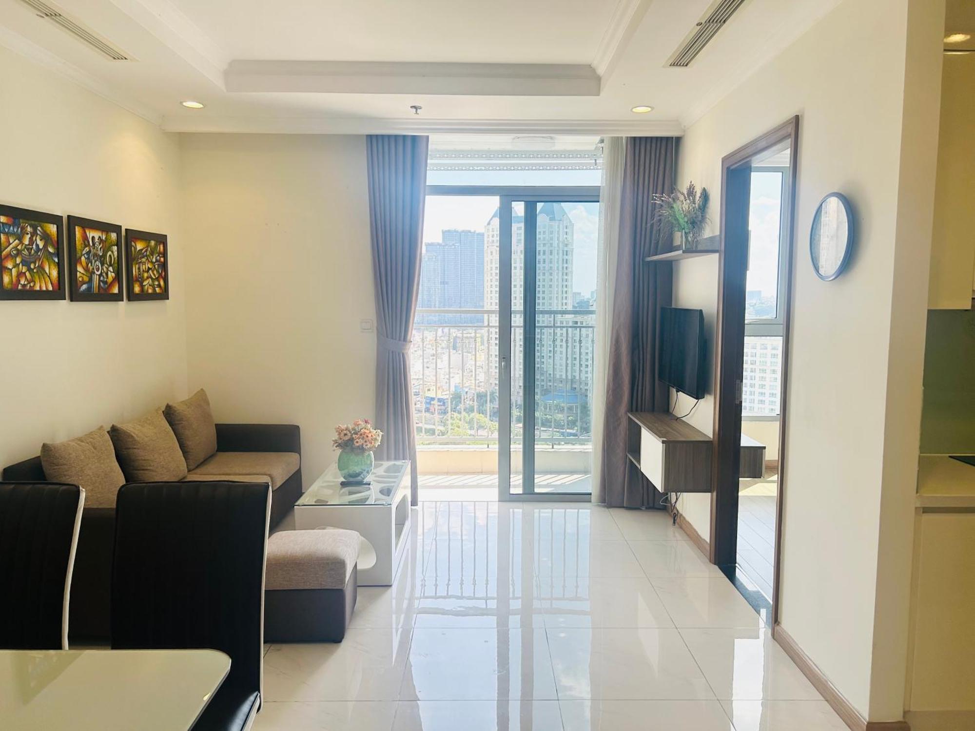 Luxhomes Saigon - Vinhomes Central Park Хошимин Екстериор снимка
