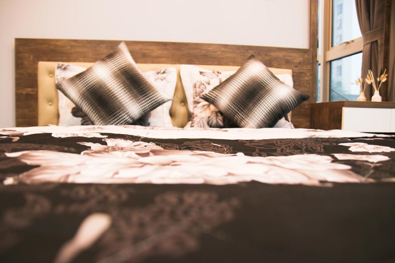 Luxhomes Saigon - Vinhomes Central Park Хошимин Екстериор снимка