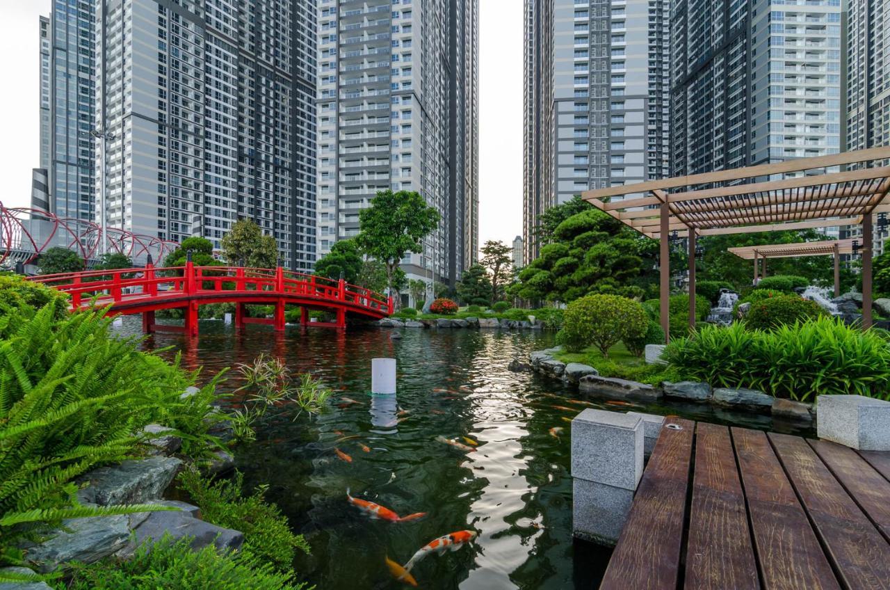 Luxhomes Saigon - Vinhomes Central Park Хошимин Екстериор снимка