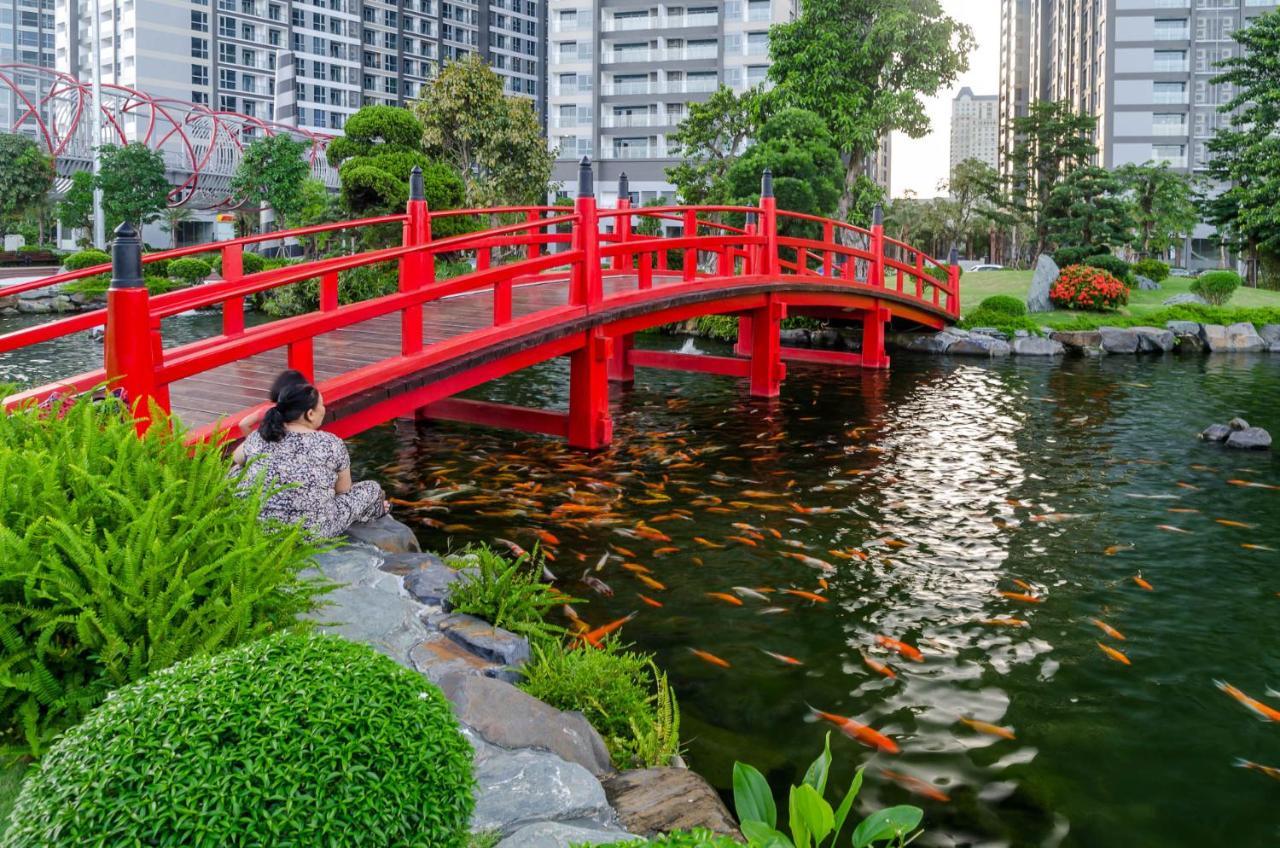 Luxhomes Saigon - Vinhomes Central Park Хошимин Екстериор снимка