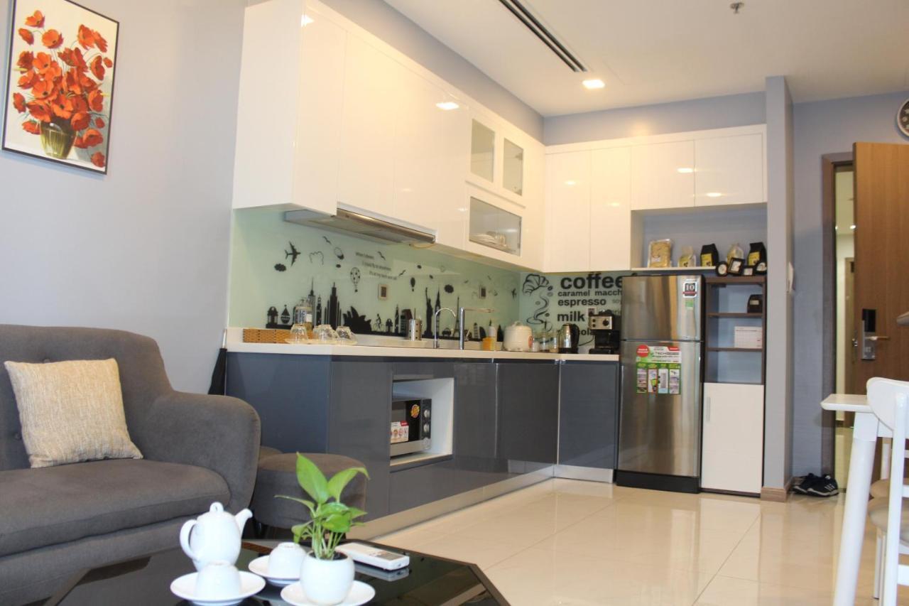 Luxhomes Saigon - Vinhomes Central Park Хошимин Екстериор снимка
