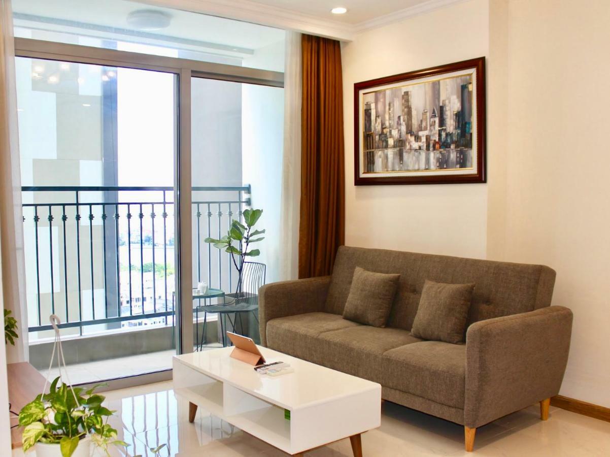 Luxhomes Saigon - Vinhomes Central Park Хошимин Екстериор снимка