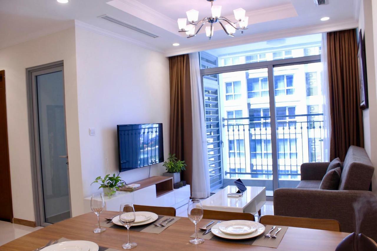 Luxhomes Saigon - Vinhomes Central Park Хошимин Екстериор снимка