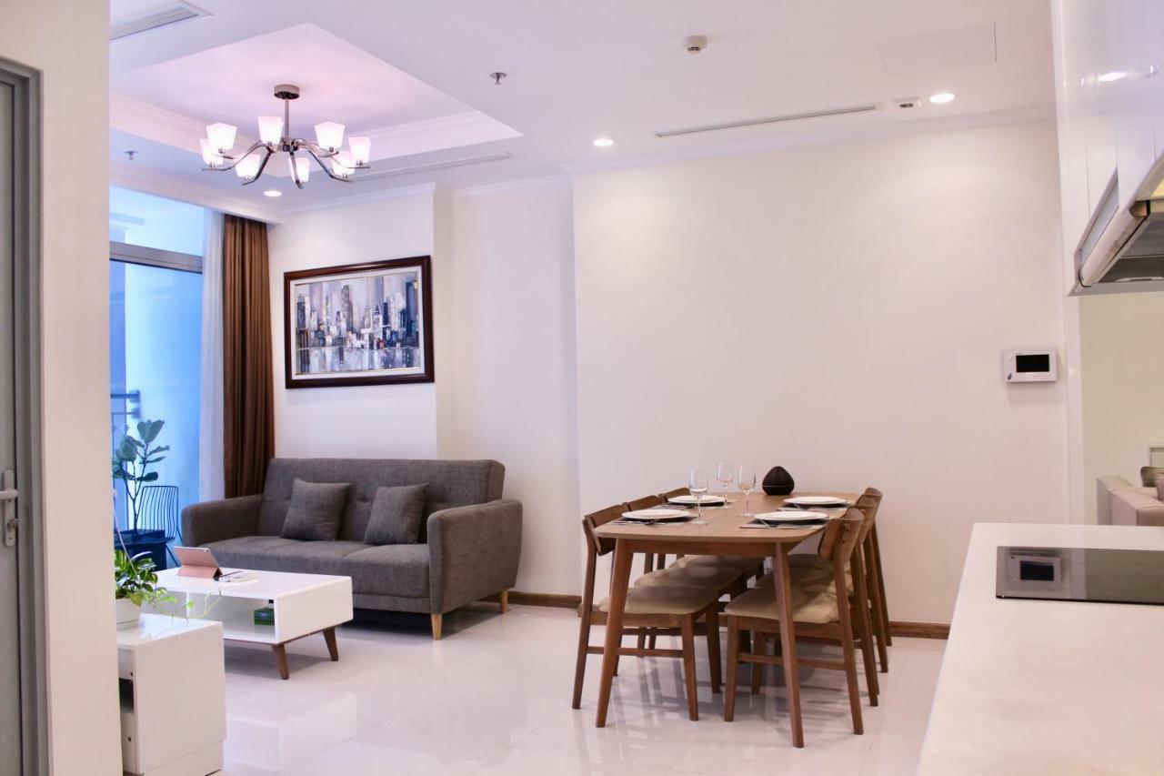 Luxhomes Saigon - Vinhomes Central Park Хошимин Екстериор снимка