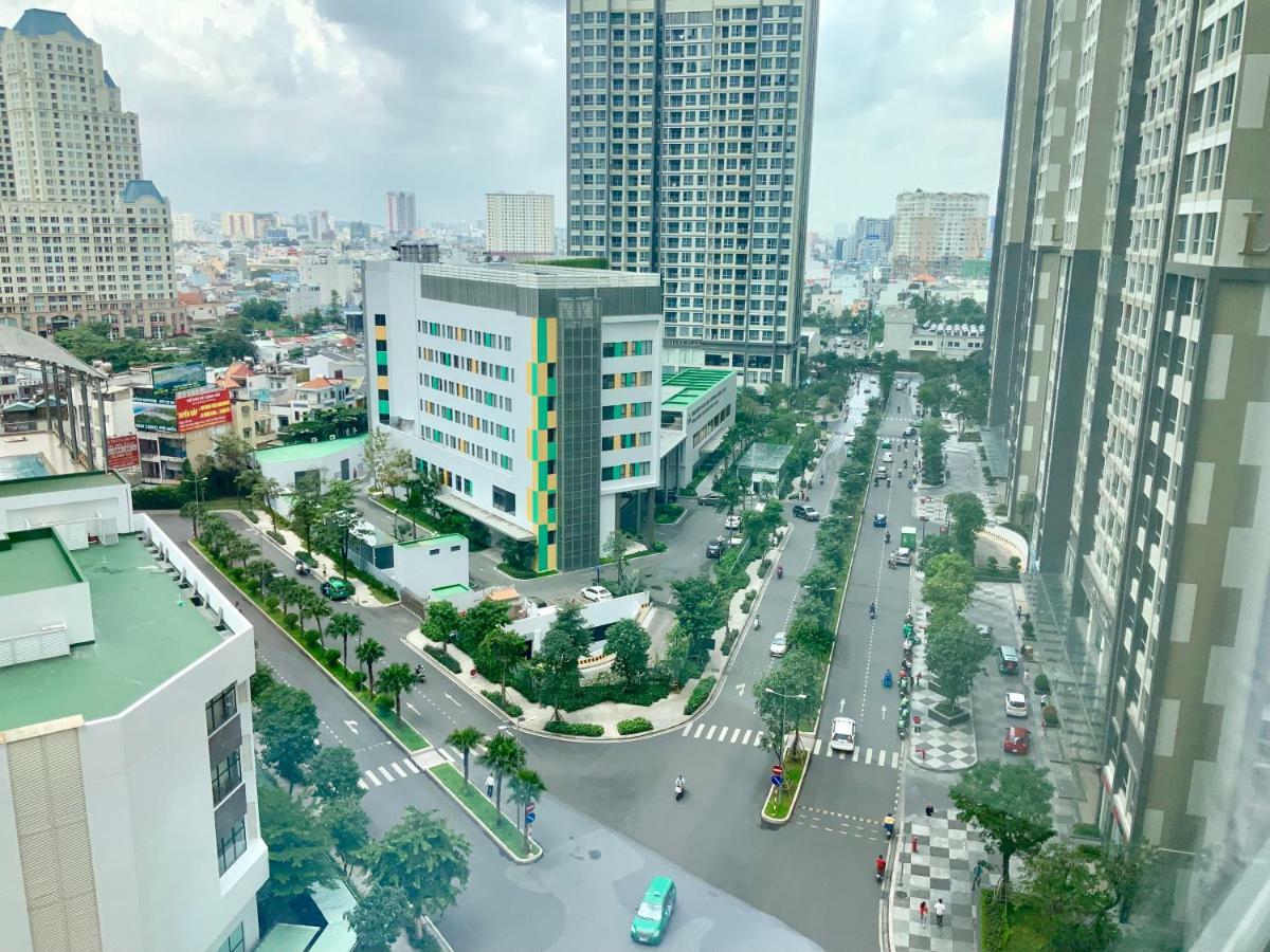 Luxhomes Saigon - Vinhomes Central Park Хошимин Екстериор снимка