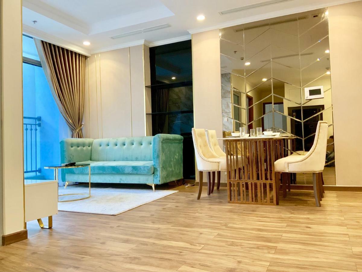 Luxhomes Saigon - Vinhomes Central Park Хошимин Екстериор снимка